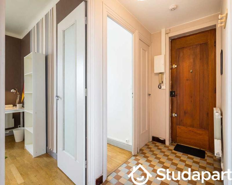 Chambre - 50 m² - 1 pièce