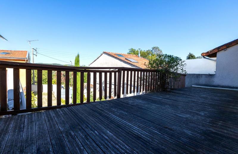 Maison - 270 m² - 8 pièces