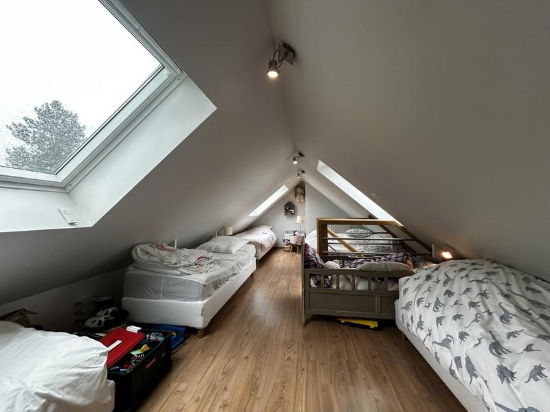 Maison - 199 m² - 9 pièces