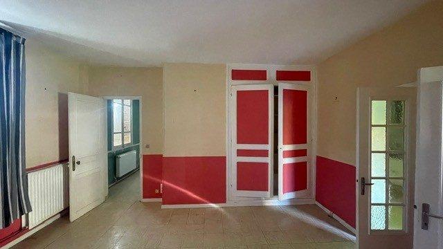 Maison - 143 m² - 7 pièces