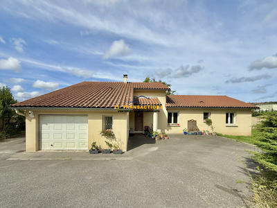 Villa - 151 m² - 5 pièces