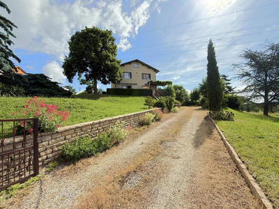 Maison ancienne - 200 m² - 10 pièces