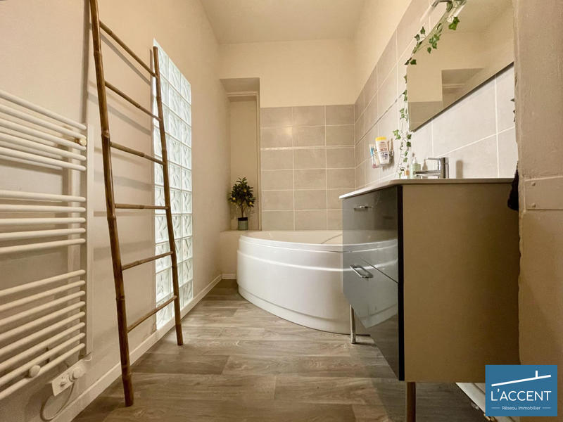 Appartement - 68 m² - 3 pièces