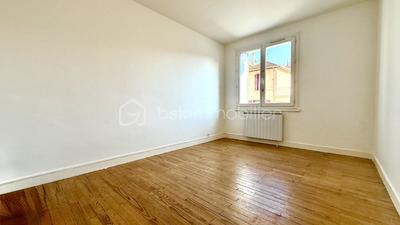 Appartement - 79 m² - 5 pièces