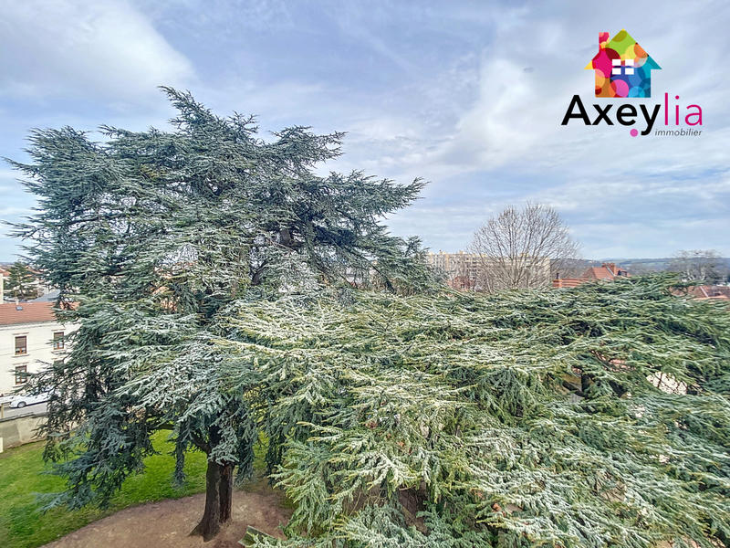 Appartement - 131 m² - 6 pièces