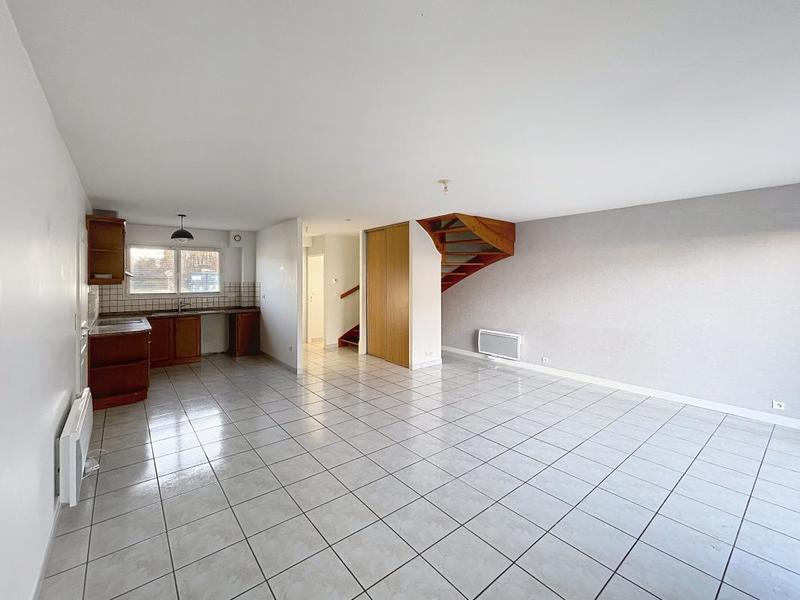 Maison - 83 m² - 4 pièces