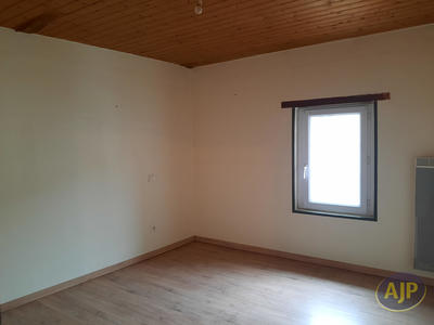 Maison - 81 m² - 4 pièces
