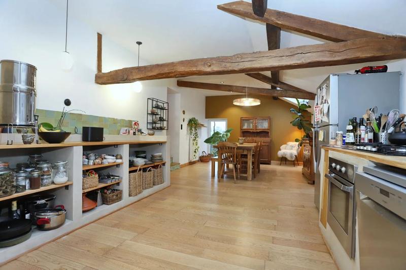 Maison - 197 m² - 8 pièces