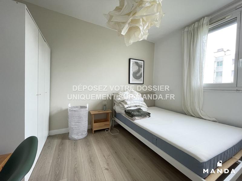 Chambre - 10 m² - 4 pièces