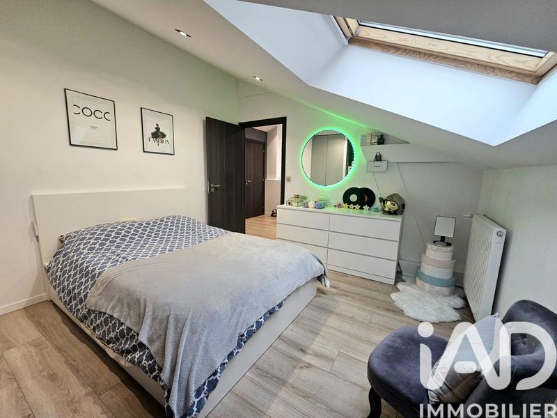 Maison - 168 m² - 7 pièces