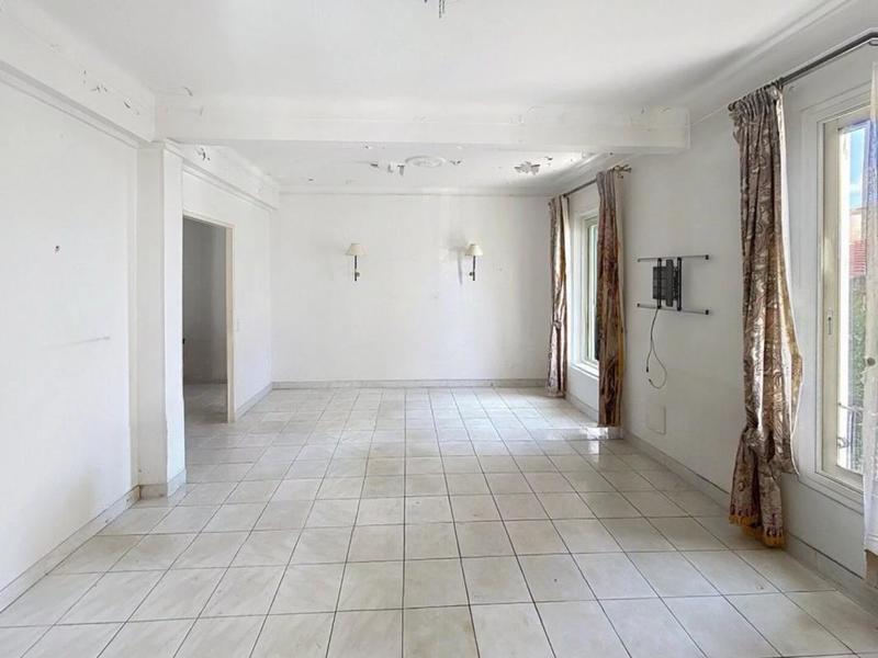 Appartement - 95 m² - 3 pièces