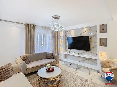 Appartement - 99 m² - 5 pièces