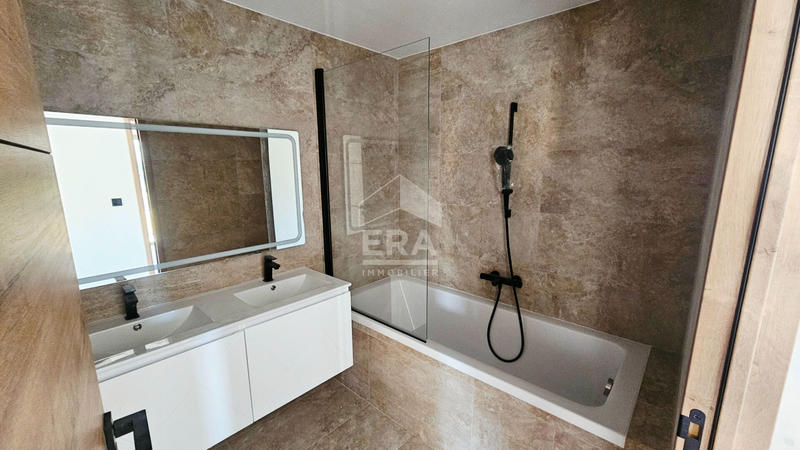 Appartement - 74 m² - 4 pièces