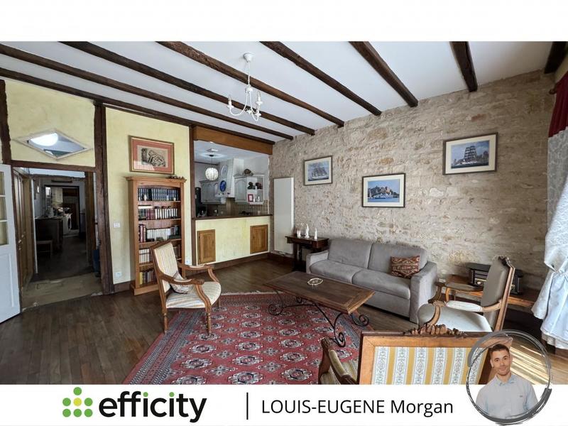 Maison - 233 m² - 8 pièces