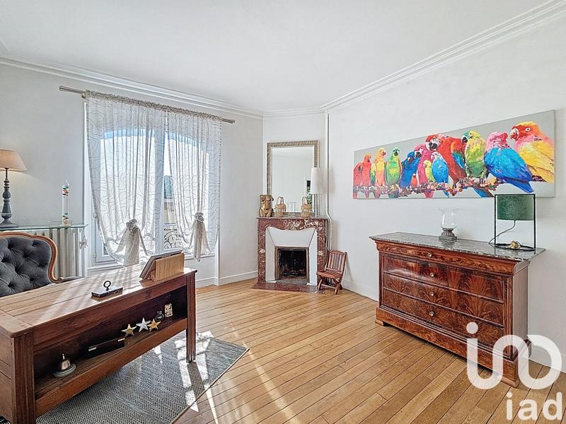 Maison - 205 m² - 7 pièces