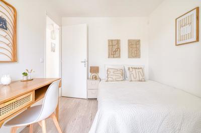 Chambre - 9 m² - 1 pièce