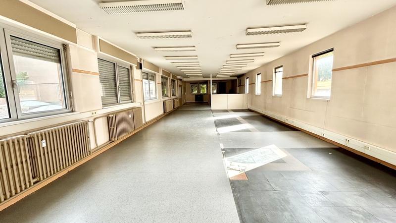 Fonds de commerce - Local d'activité / Entrepôt - 320 m²