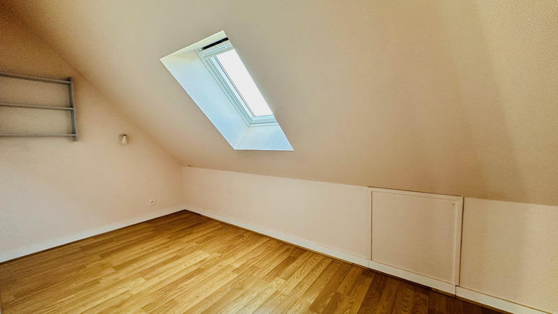 Maison - 153 m² - 8 pièces