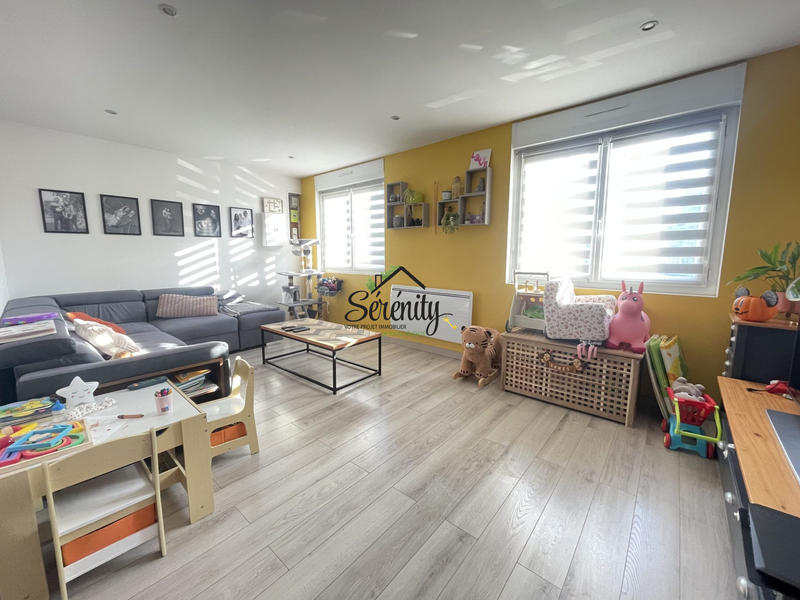 Maison - 90 m² - 5 pièces