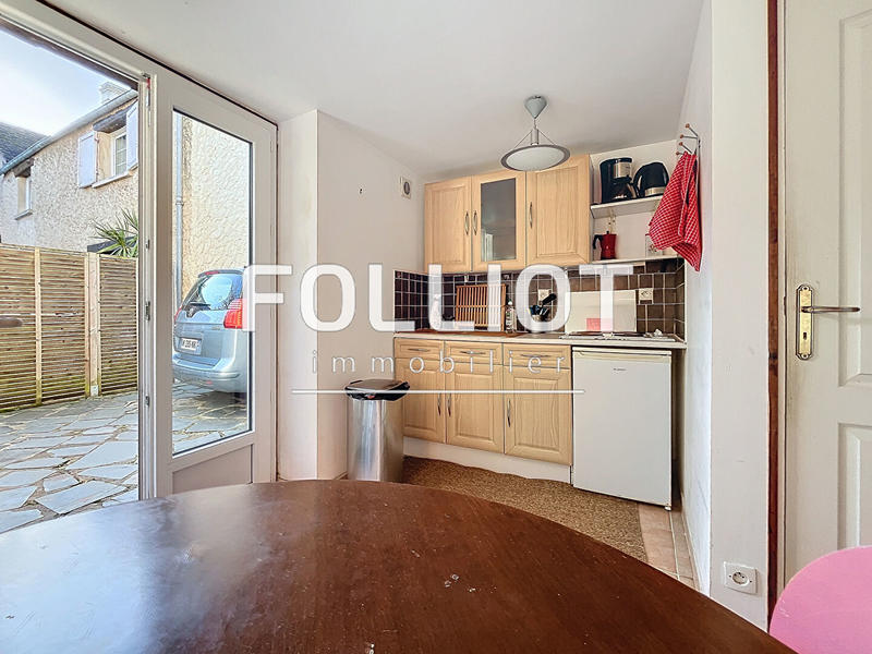 Maison - 206 m² - 8 pièces