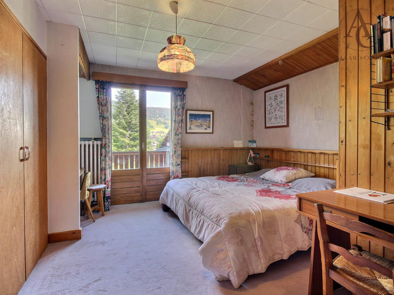 Châlet - 223 m² - 8 pièces