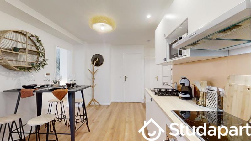 Chambre - 9 m² - 1 pièce