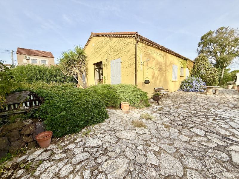 Maison - 157 m² - 8 pièces