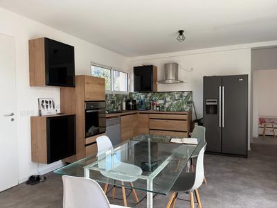 Maison - 112 m² - 6 pièces