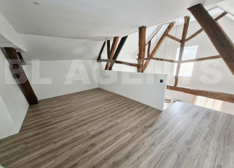 Maison - 161 m² - 6 pièces