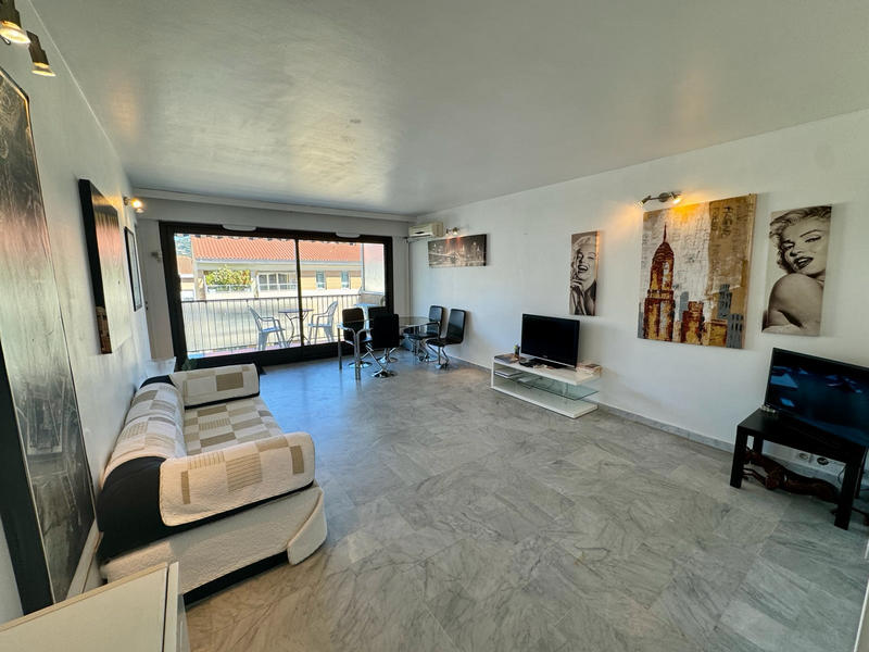 Appartement - 97 m² - 3 pièces