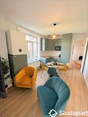 Chambre - 14 m² - 1 pièce