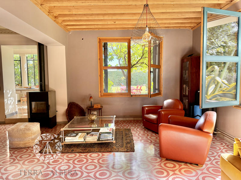 Propriété - 504 m² - 12 pièces