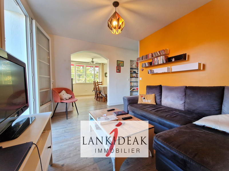 Maison - 121 m² - 7 pièces