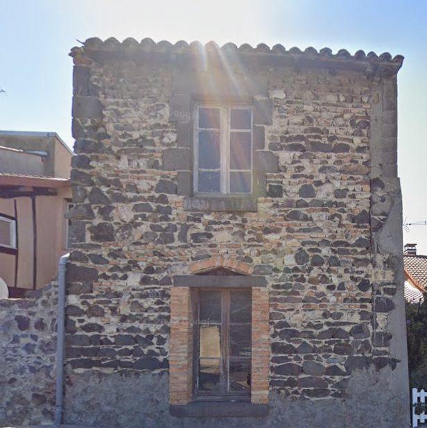 Maison ancienne - 130 m² - 2 pièces