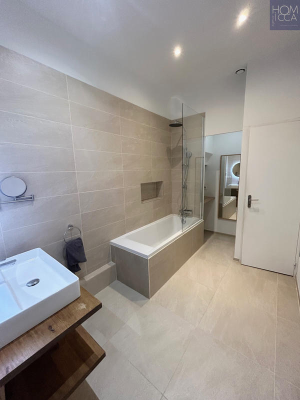 Appartement - 80 m² - 4 pièces