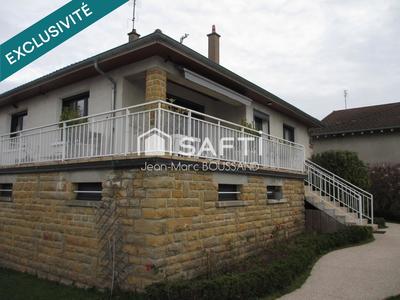 Maison de ville - 107 m² - 5 pièces