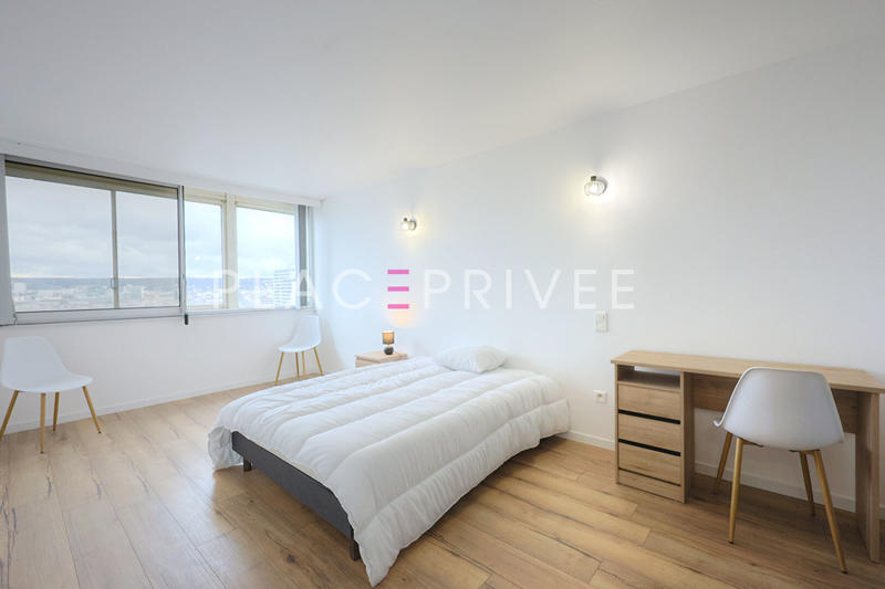 Appartement - 85 m² - 5 pièces