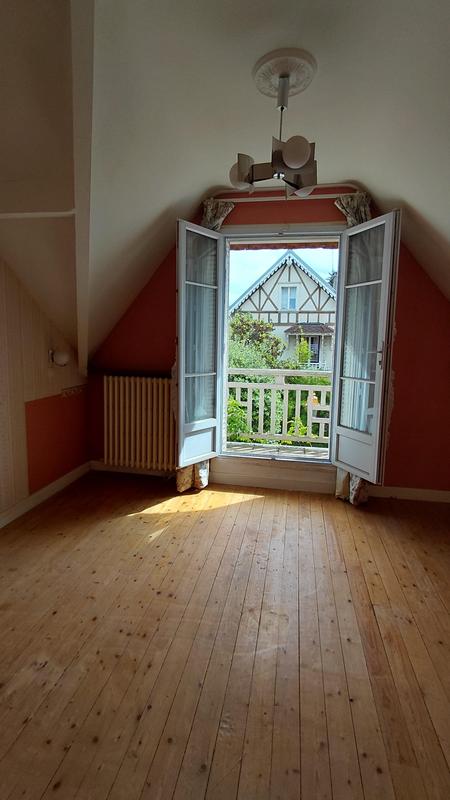 Maison - 106 m² - 6 pièces