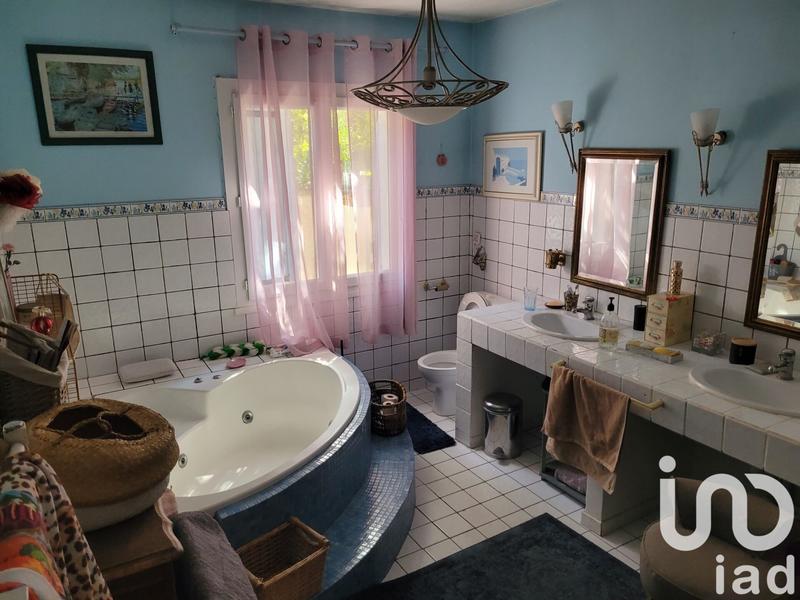 Maison - 268 m² - 4 pièces