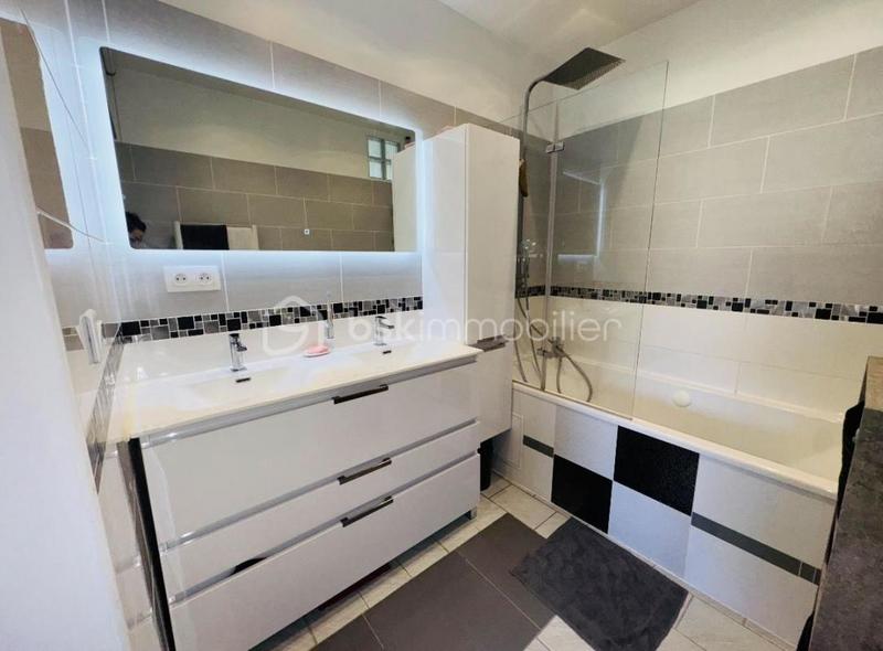 Maison - 133 m² - 3 pièces