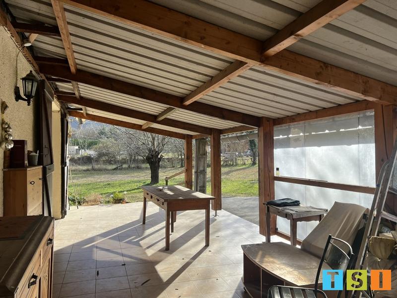 Maison - 228 m² - 5 pièces