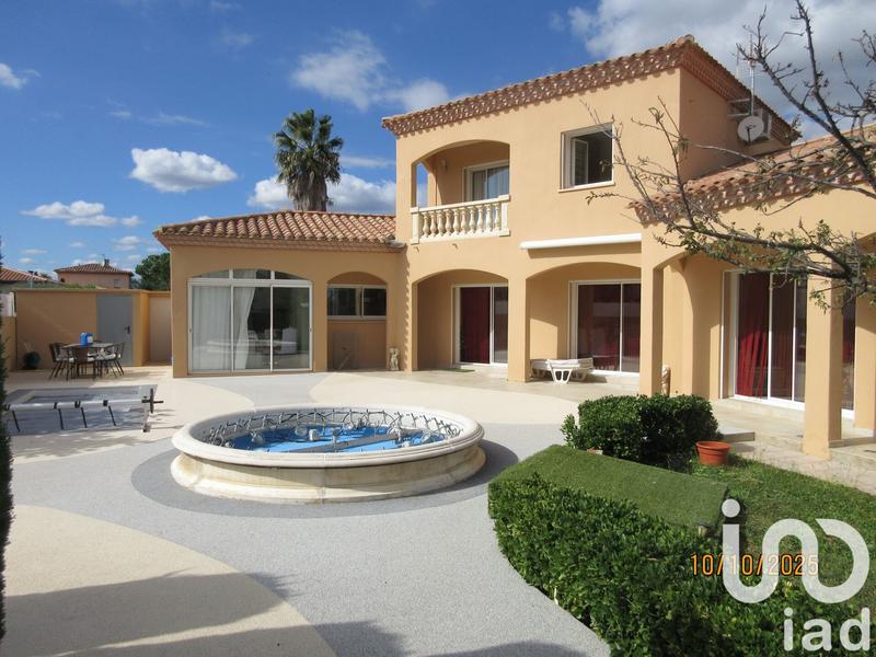 Maison - 200 m² - 9 pièces