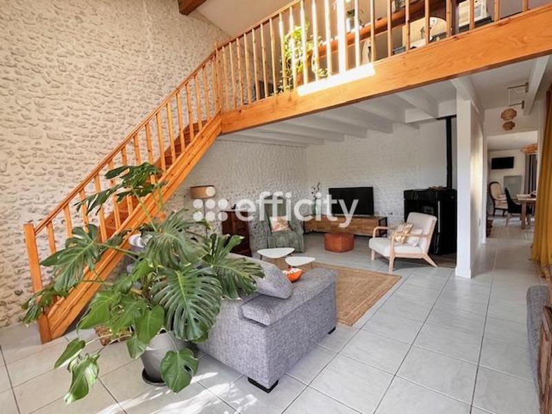 Maison - 156 m² - 5 pièces