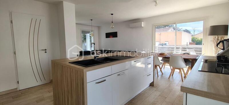 Villa - 95 m² - 5 pièces