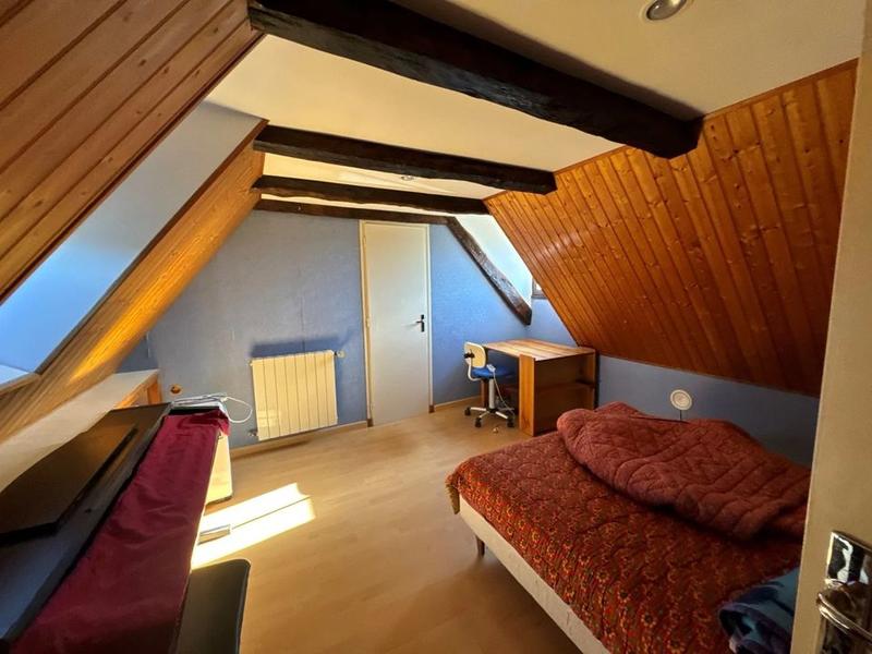 Maison en pierre - 206 m² - 8 pièces