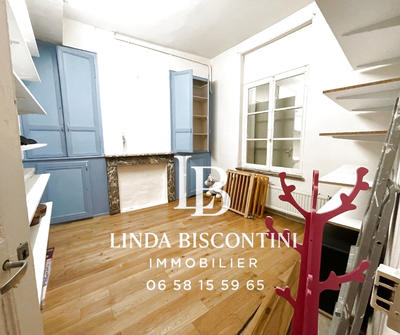 Maison - 145 m² - 9 pièces