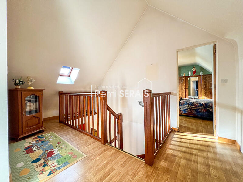 Maison - 96 m² - 4 pièces