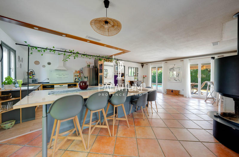 Maison - 155 m² - 6 pièces