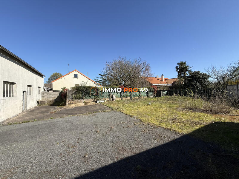 Local d'activités - 180 m²