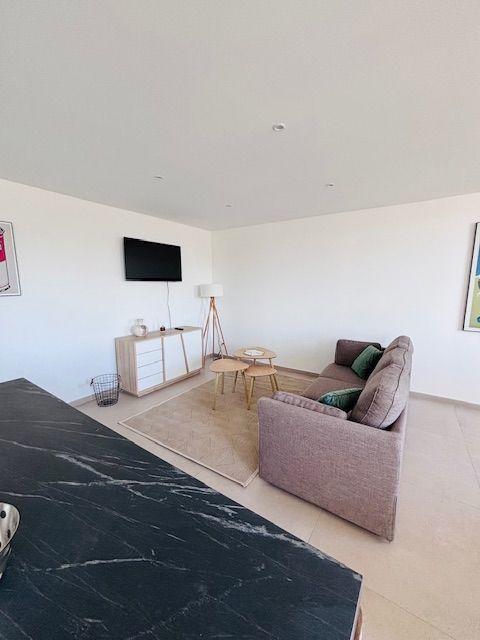 Appartement - 81 m² - 3 pièces